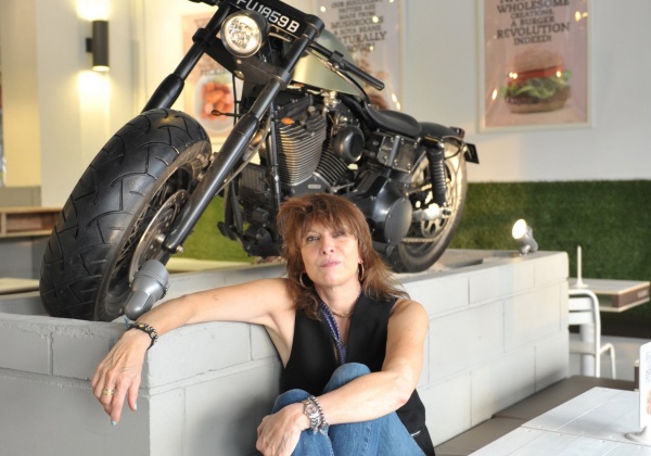 Music Legend Chrissie Hynde Hits VeganBurg