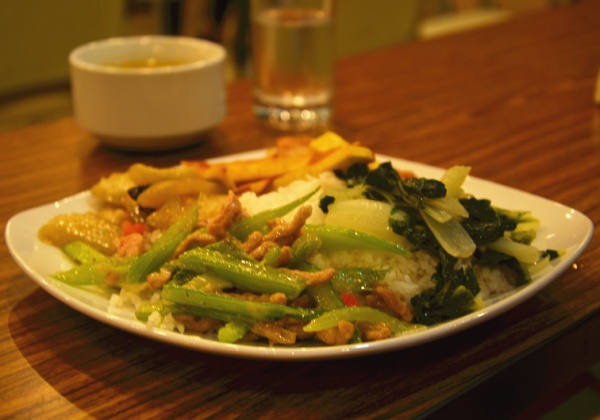 Vegan Dinner at Manila’s Fo Guang Shan Temple