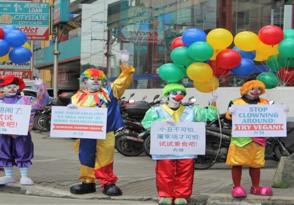 PHOTOS: Cruelty-Free Clowns Parade Down Makati’s Streets